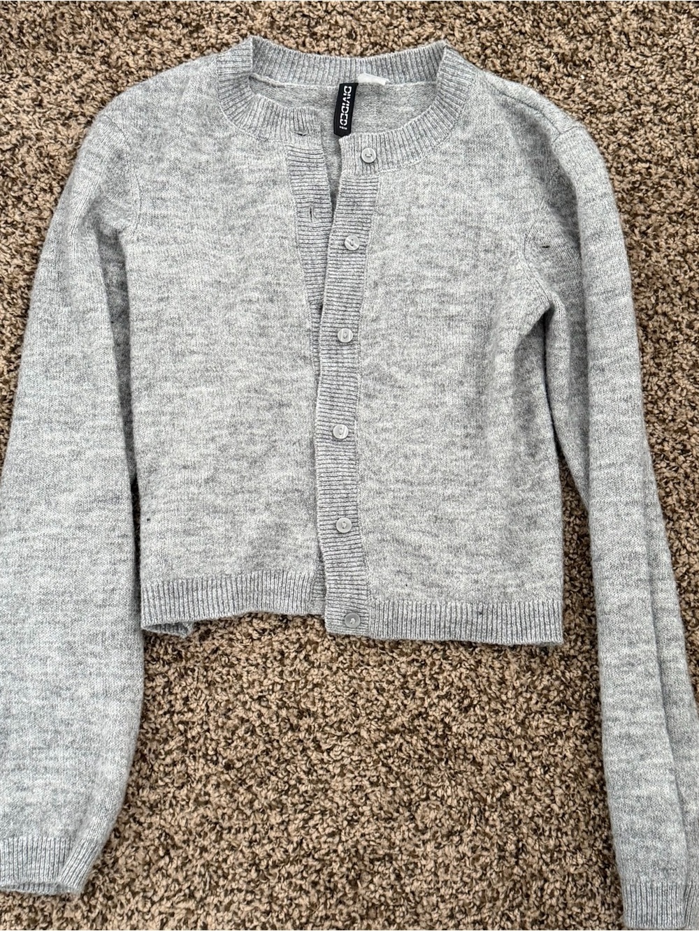H&M Women's Light Gray Crewneck Button-Up Cardigan